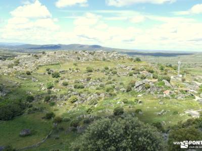 Valles del Corneja y el Tormes - Sierra de Gredos;senderismo en toledo laguna negra neila mochila gr